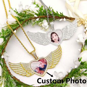 Customized heart-shaped photo wing pendant necklace