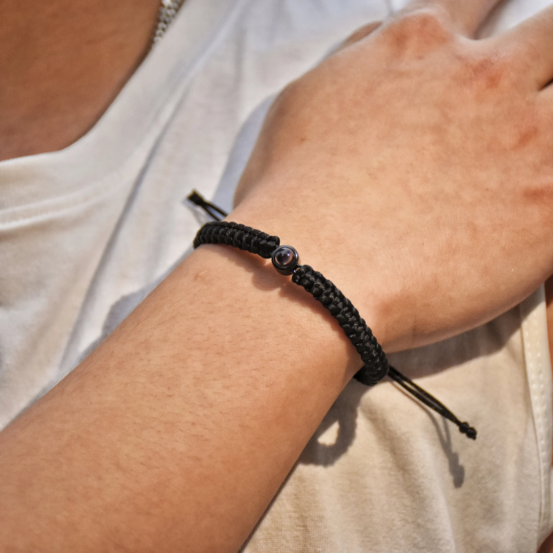 Customized photo bead bracelet with hand string - 图片 3